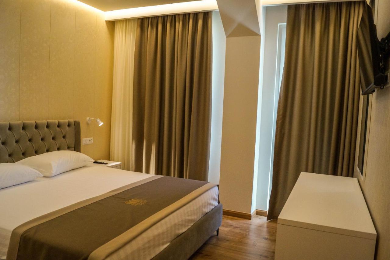 Red Hill Hotel Tirana Eksteriør billede