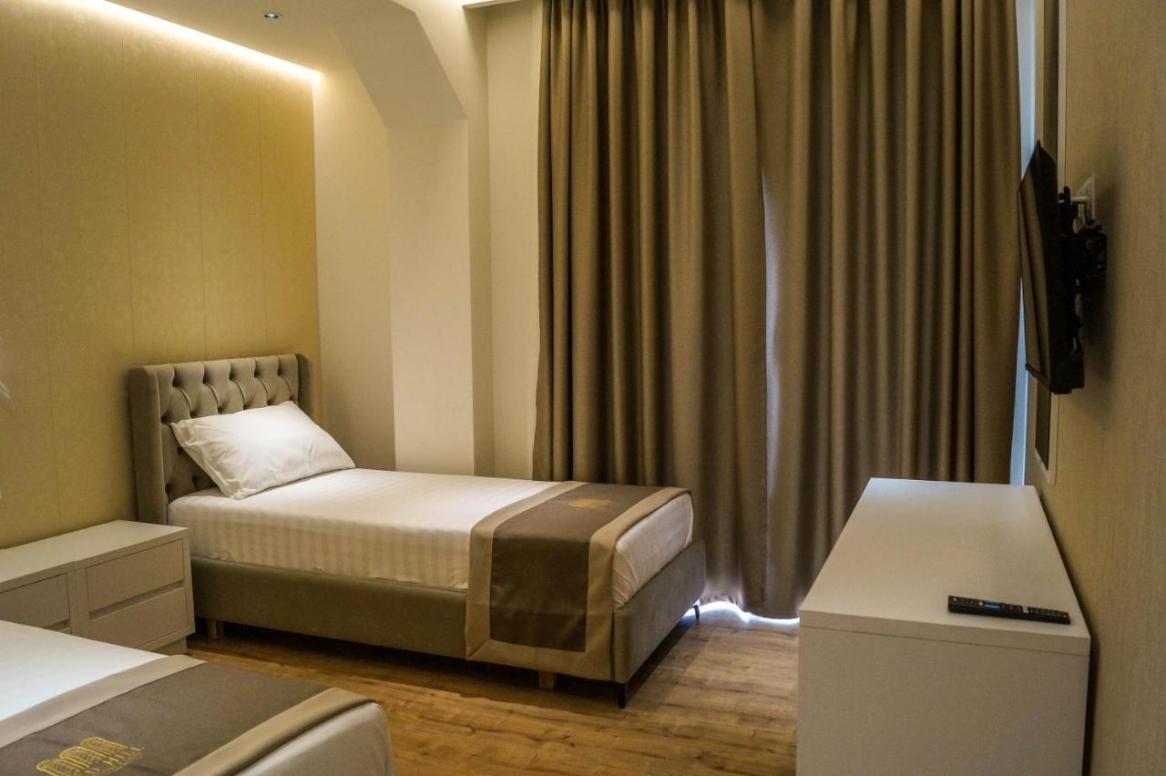 Red Hill Hotel Tirana Eksteriør billede