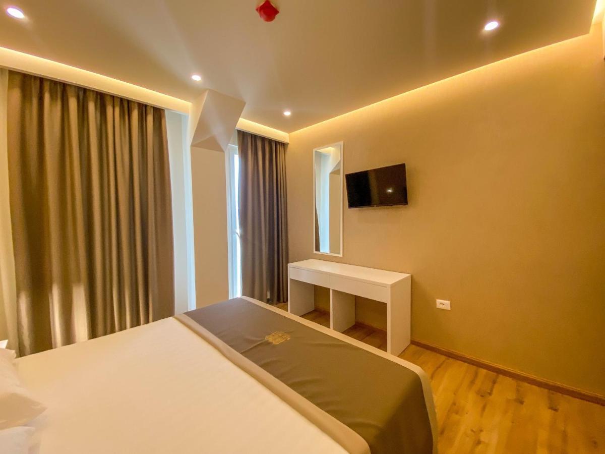 Red Hill Hotel Tirana Eksteriør billede